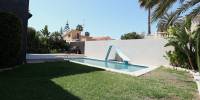 Sale - Villa - Torrevieja - Costa Blanca