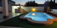 Sale - Villa - Torrevieja - Torreta florida