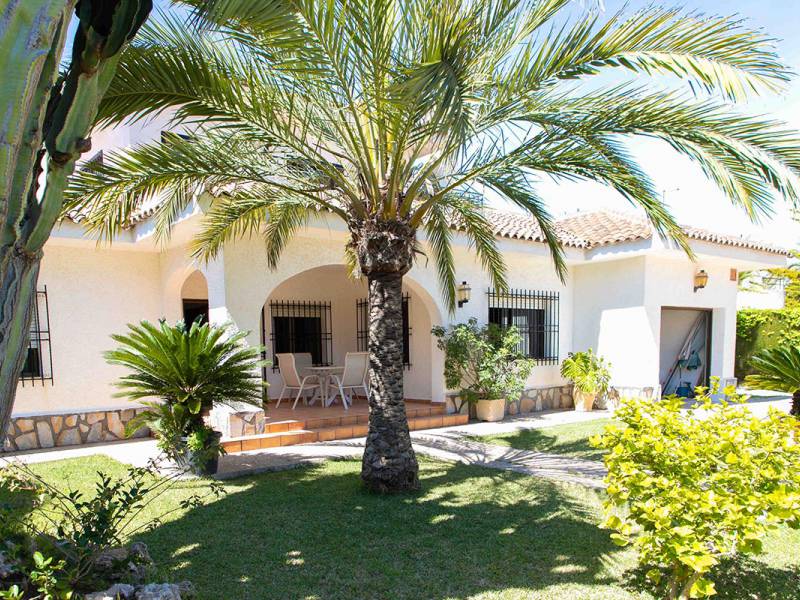 Villa - Sale - Orihuela Costa - Cabo Roig