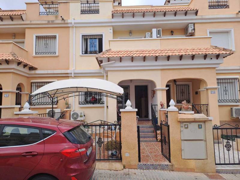 Town house - Sale - Orihuela Costa - Costa Blanca