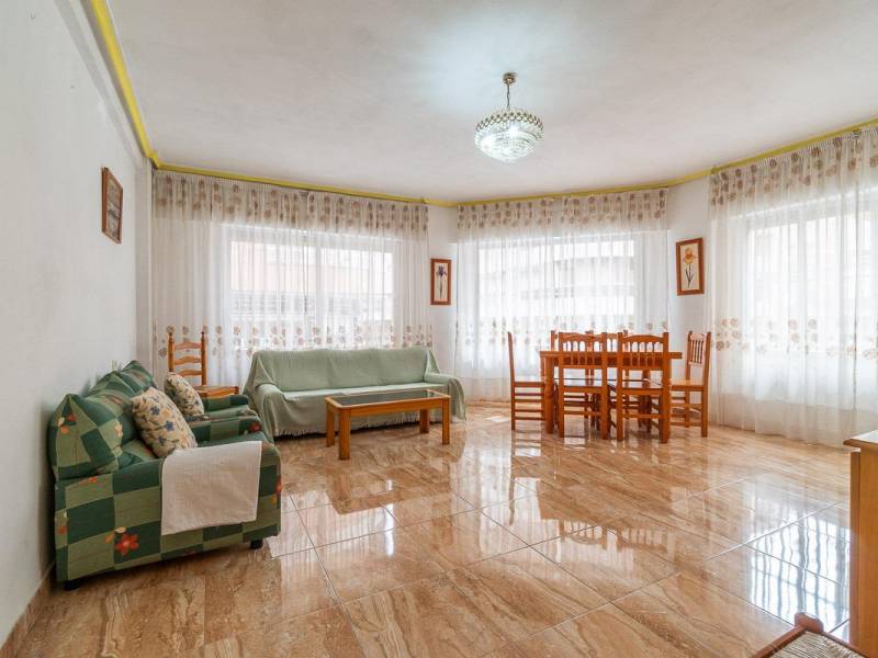 Apartment - Sale - Torrevieja - Playa de los Locos