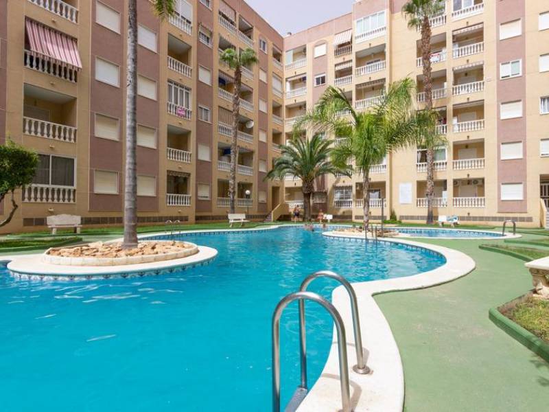 Apartment - Sale - Torrevieja - Centro