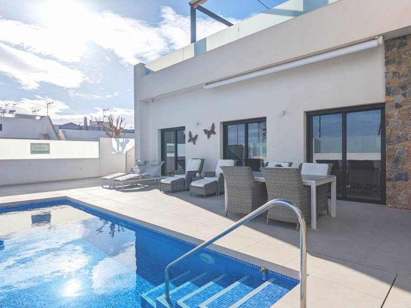 Villa - Sale - Pilar / Torre de la Horadada - Costa Blanca