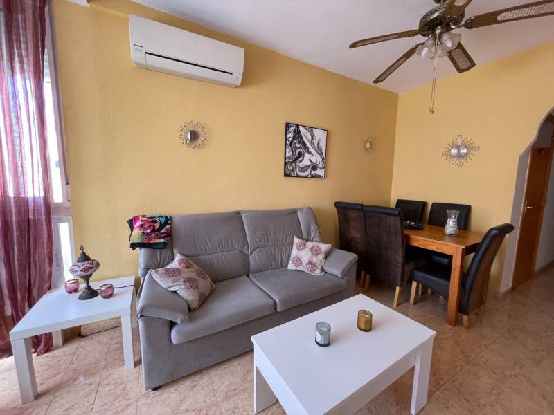 Apartment - Sale - Torrevieja - Playa de los Locos