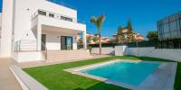 Nueva construcción  - Chalet - La Marina - La Marina / El Pinet