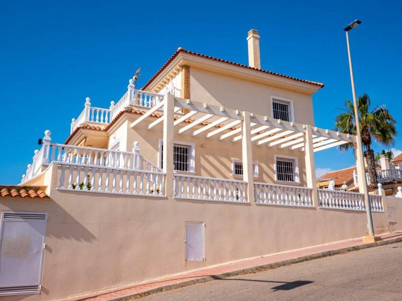 Villa - Sale - Torrevieja - Torreblanca