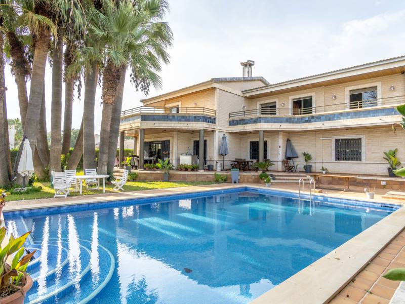 Villa - Sale - Orihuela Costa - Dehesa de Campoamor