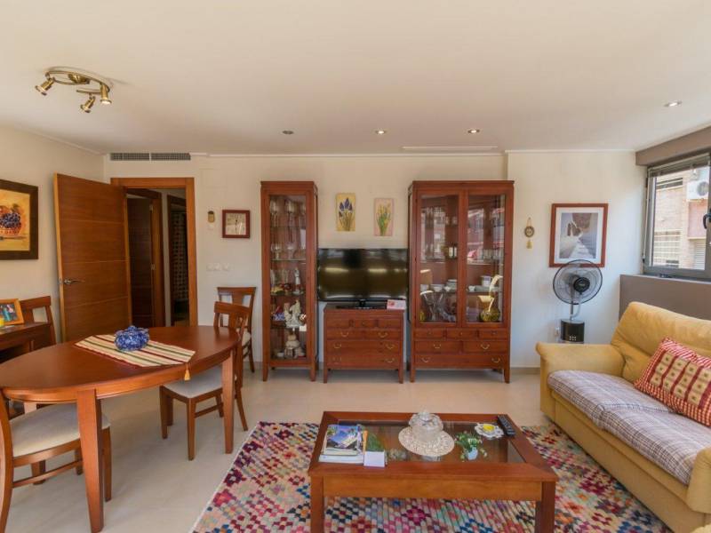 Apartment - Sale - Torrevieja - Paseo maritimo