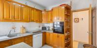 Sale - Apartment - Torrevieja - Paseo maritimo