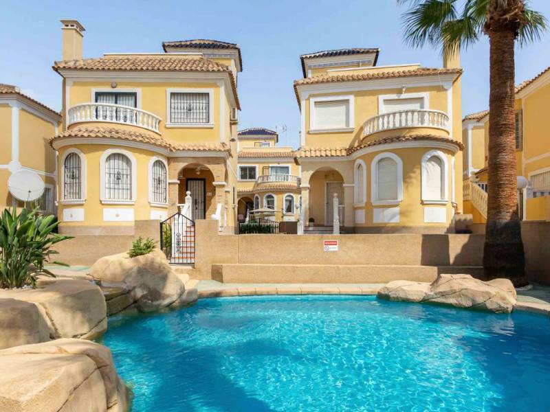 Villa - Sale - Orihuela Costa - Costa Blanca