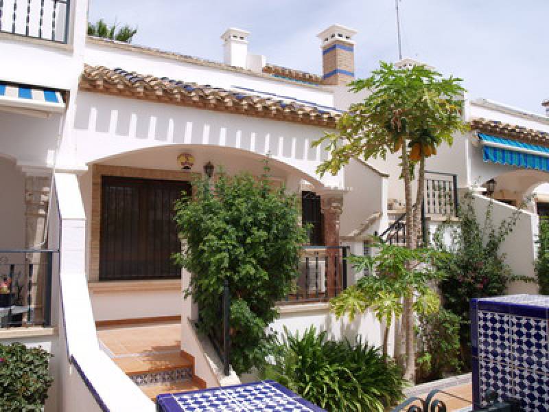 Town house - Sale - Villamartin - Costa Blanca