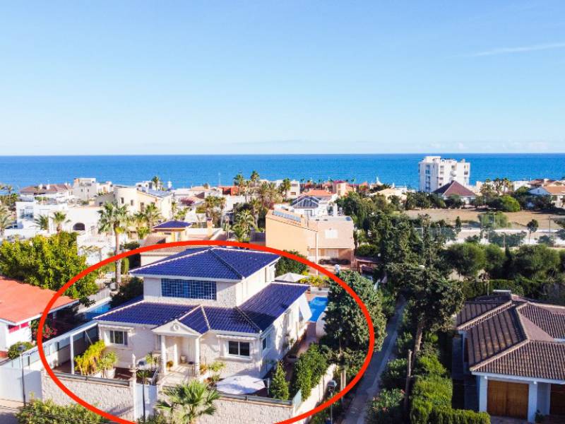 Villa - Sale - La Mata - Costa Blanca