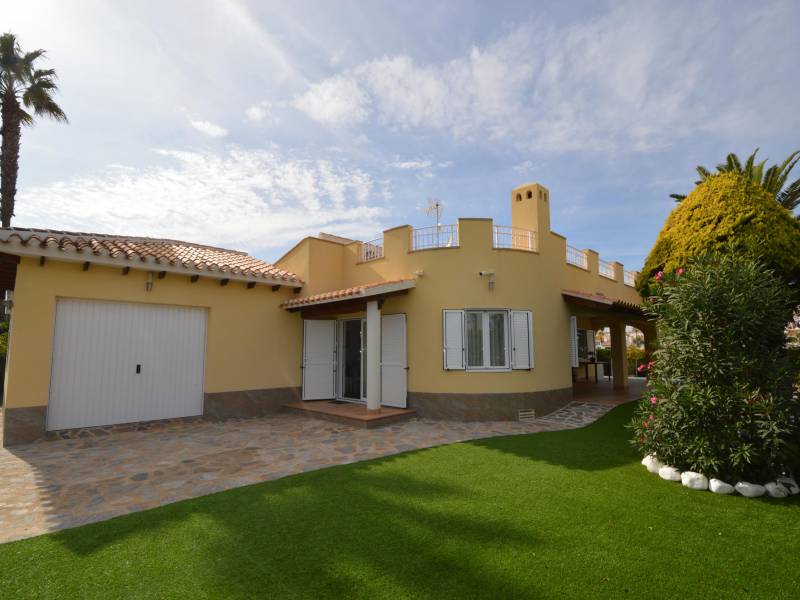 Villa - Sale - Orihuela Costa - Cabo Roig