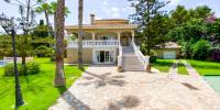 Sale - Villa - Villamartin - Costa Blanca