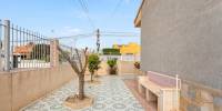 Sale - Villa - Torrevieja - Nueva Torrevieja