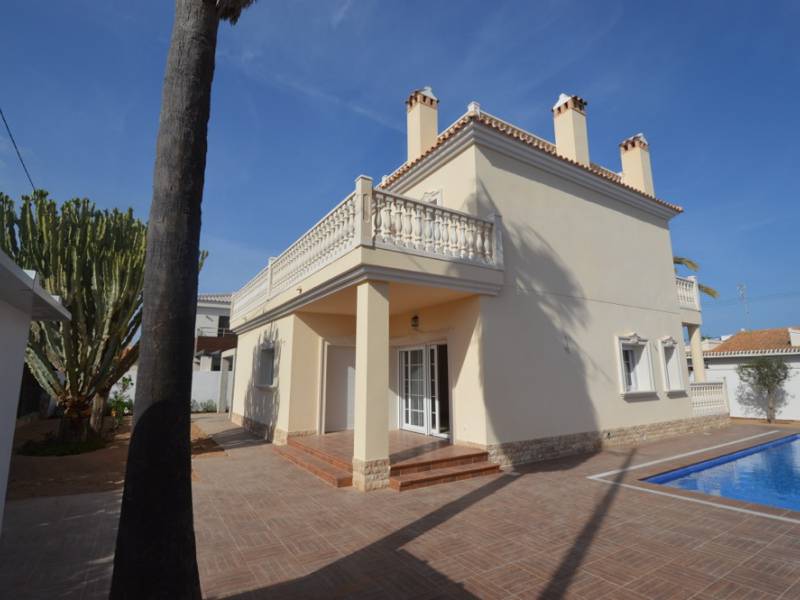 Villa - Sale - Orihuela Costa - Cabo Roig