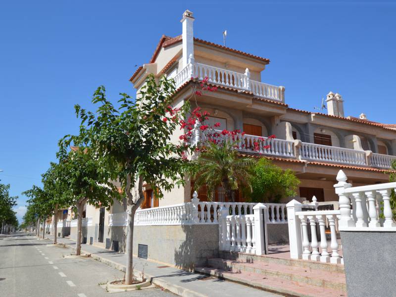 Townhouse - Sale - Pilar / Torre de la Horadada - Torre de la Horadada