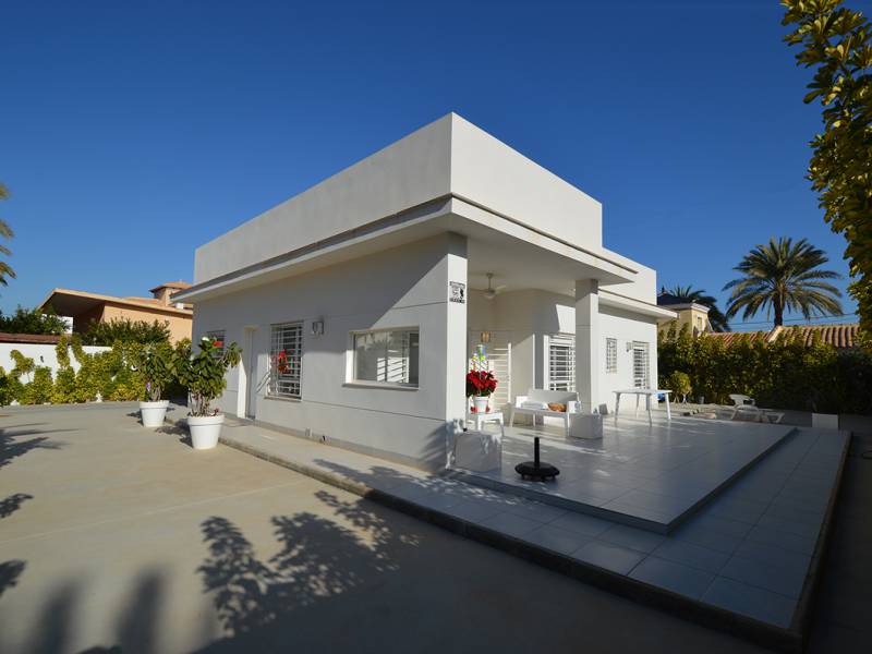 Villa - Sale - Orihuela Costa - Cabo Roig