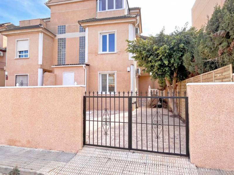 Town house - Sale - Orihuela Costa - Costa Blanca