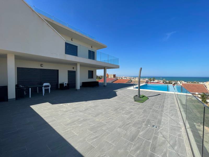 Villa - Sale - La Mata - Costa Blanca