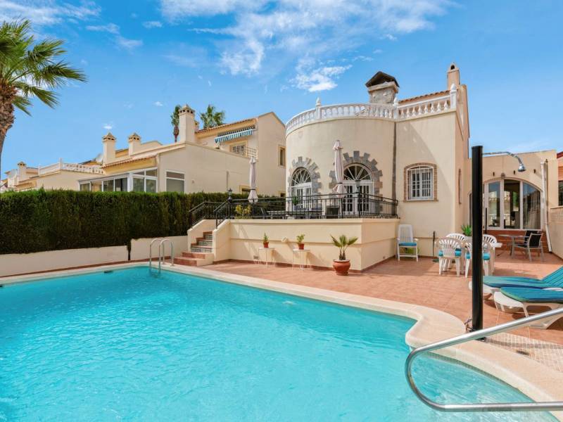 Villa - Sale - Orihuela Costa - Costa Blanca