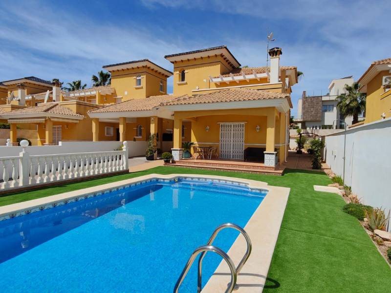 Villa - Sale - Orihuela Costa - Costa Blanca