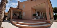 Sale - Villa - Torrevieja - La Veleta