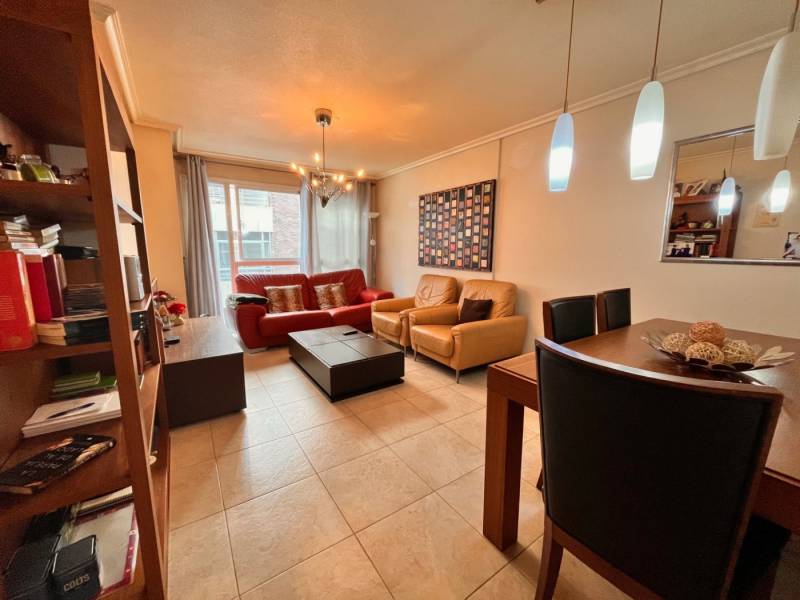 Apartment - Sale - Torrevieja - Centro