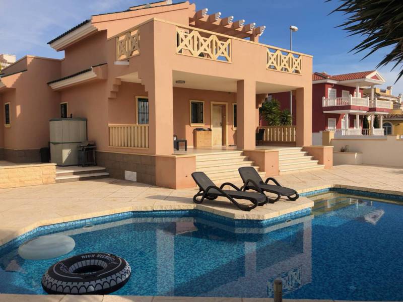 Villa - Sale - Ciudad quesada - Costa Blanca