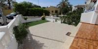 Sale - Bungalow - Torrevieja - Aguas Nuevas