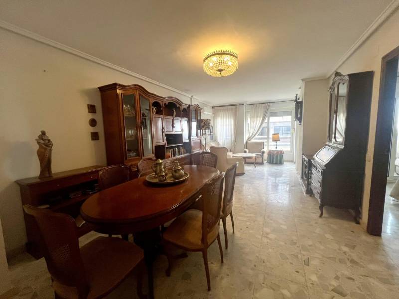 Apartment - Sale - Torrevieja - Centro