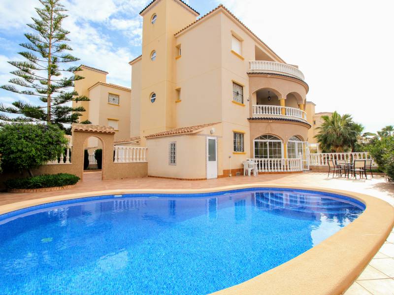 Apartment - Sale - Orihuela Costa - Costa Blanca