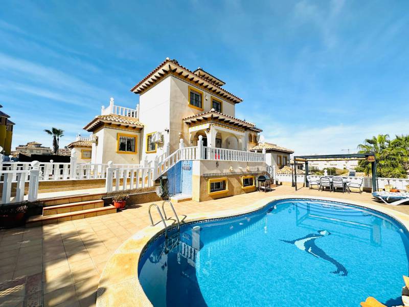 Villa - Sale - Orihuela Costa - Villamartin