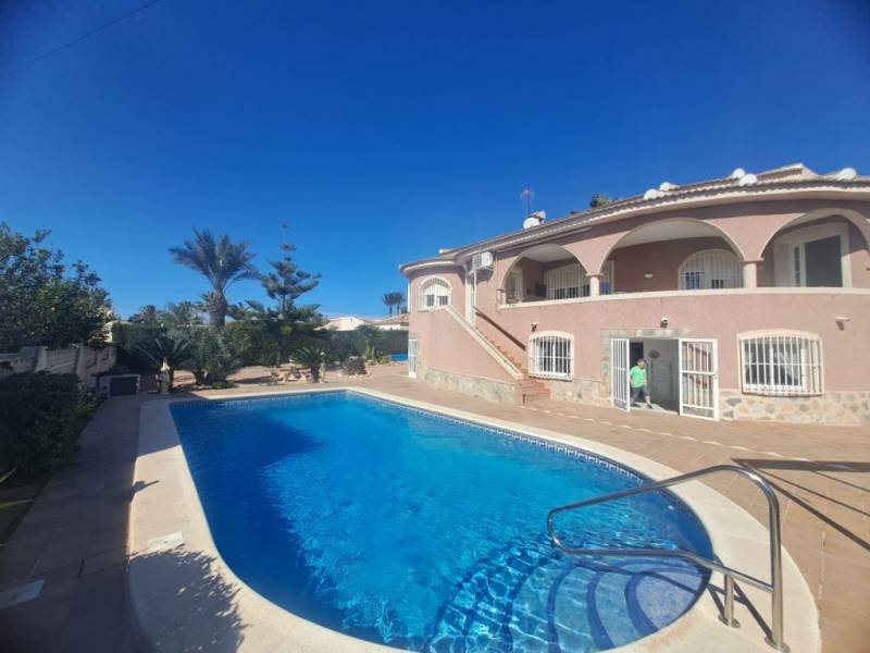 Villa - Sale - Ciudad quesada - Costa Blanca