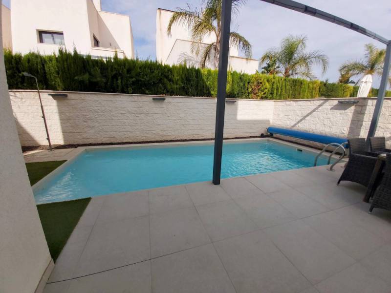 Villa - Sale - Ciudad quesada - Costa Blanca